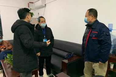 市委駐企聯(lián)絡(luò )員指導西洞庭科開(kāi)公司防疫工作