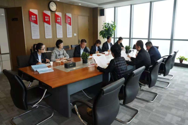 市委黨史學(xué)習教育第六巡回指導組到財鑫金控集團檢查督導