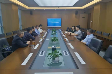 湖南省融資擔保集團領(lǐng)導來(lái)財鑫集團業(yè)務(wù)交流