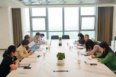 益陽(yáng)市政府金融辦調研投資者教育基地和金融超市